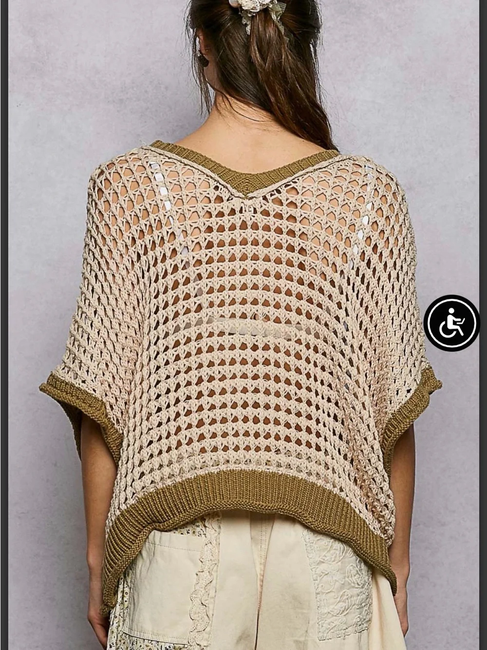 POL Open-Knit Daisy Appliqué Short Sweater in Beige and Olive